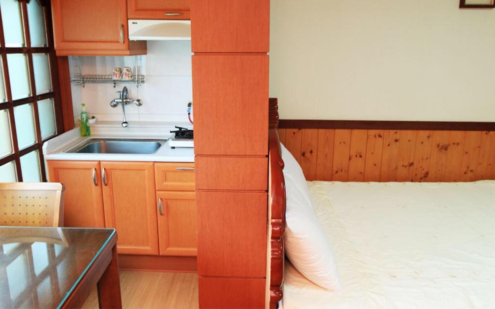 Haesung Pension Seogwipo Exterior photo