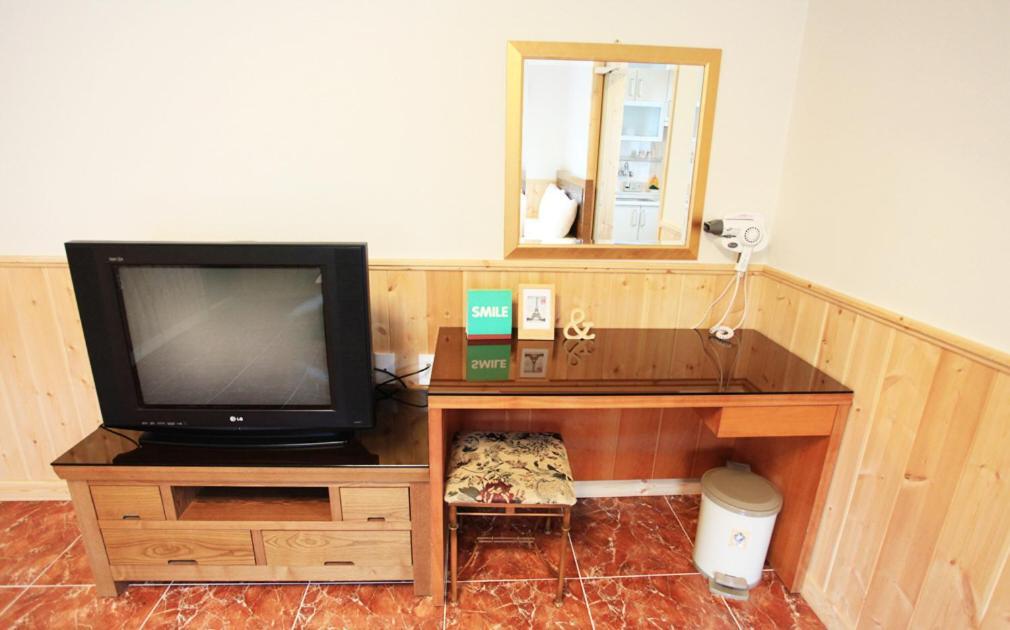 Haesung Pension Seogwipo Exterior photo