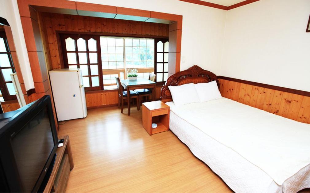 Haesung Pension Seogwipo Exterior photo